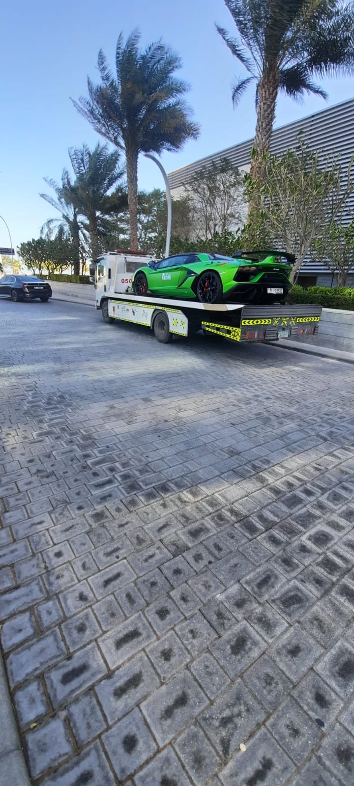 Sports car towing