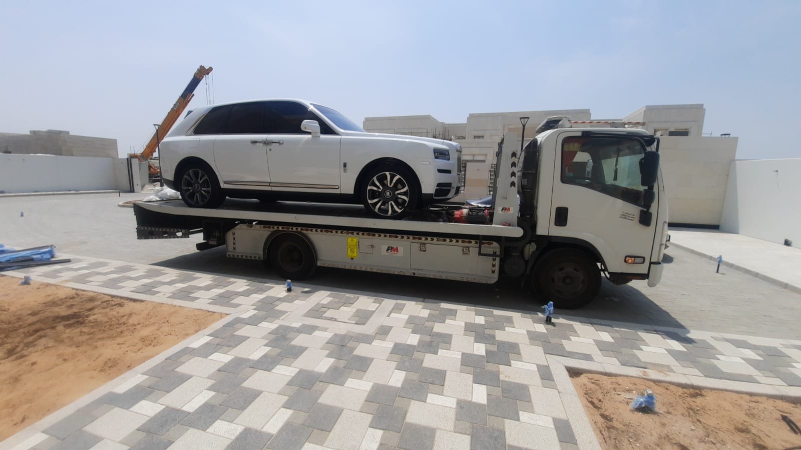 Car Towing Services in abu dhabi